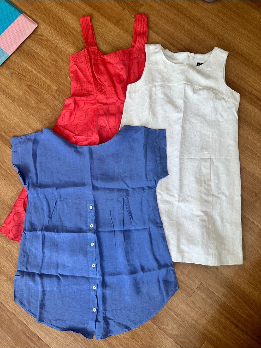 Two dresses and one linen shirt bundle. Size 6/8